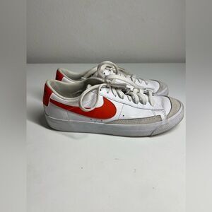 Nike Blazer Low '77 White / Orange Womens Shoes Size 6,5Y